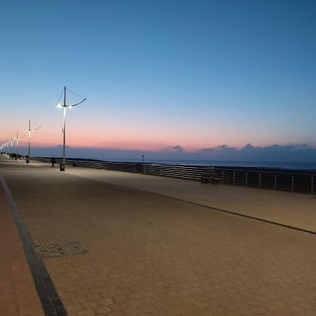 Zilverzand Aan Zee - Frontaal Zeezicht Koksijde Dış mekan fotoğraf
